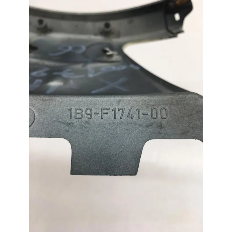 Cache jonction coque arriere MBK YPR 125 2006-2009 SKYCRUISER