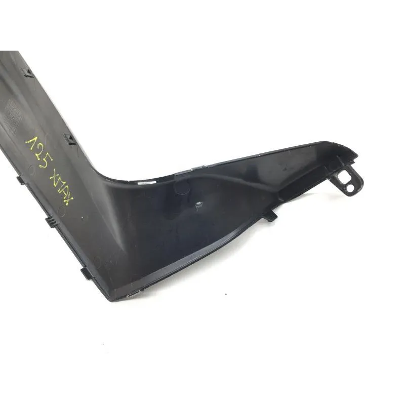 Cache lateral gauche YAMAHA YPR 125 2006-2009 XMAX