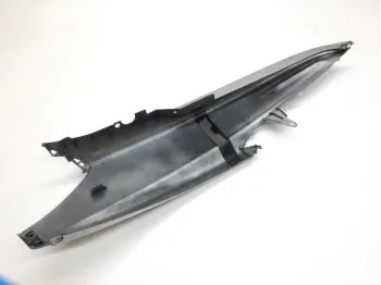 Cache carenage coque arriere gauche YAMAHA YP 400 2004-2006 MAJESTY