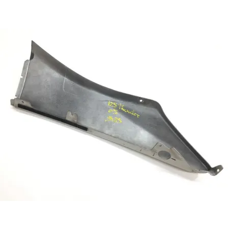 Demi sabot gauche YAMAHA XQ 125 2001-2002 MAXSTER