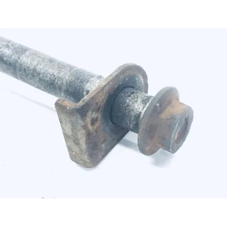 Axe de roue arriere SUZUKI RG 125 1985-1991 GAMMA