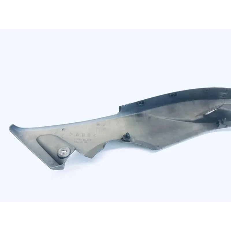 Cache lateral gauche YAMAHA XP 500 2004-2007 TMAX
