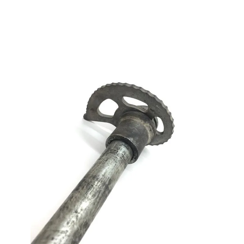 Axe de roue arriere SUZUKI DR 600 S 1985-1989