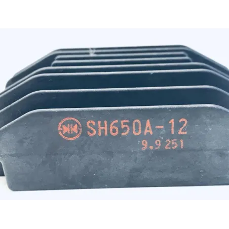 Regulateur charge batterie YAMAHA YPR 125 2010-2013 XMAX