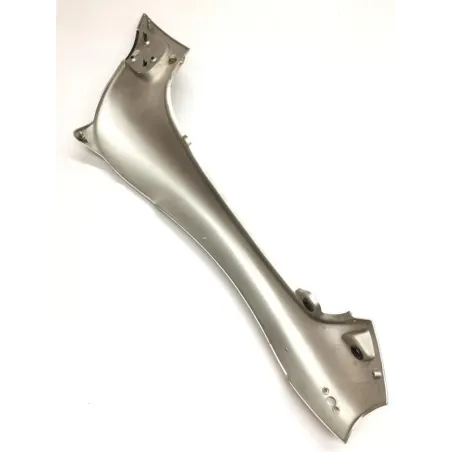 Cache carenage coque arriere droit TRIUMPH TROPHY 1200 1996-2003