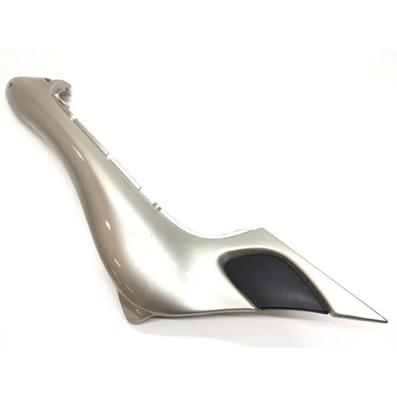 Cache carenage coque arriere droit TRIUMPH TROPHY 1200 1996-2003
