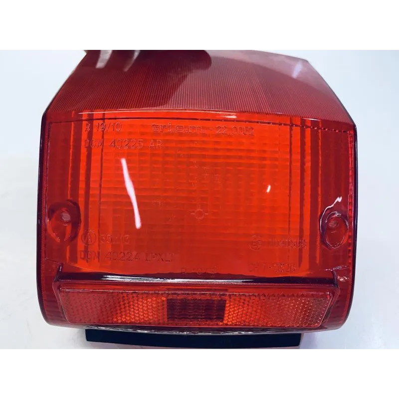 Cabochon feu arriere PIAGGIO VESPA 125 1998-2001 PX
