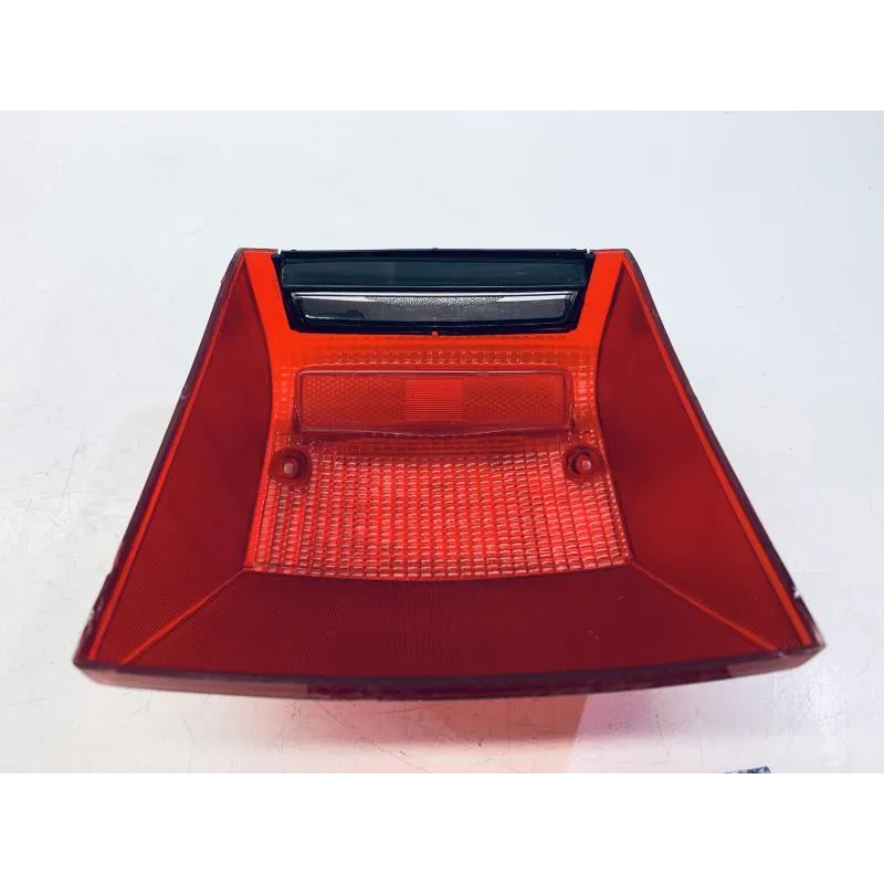 Cabochon feu arriere PIAGGIO VESPA 125 1998-2001 PX