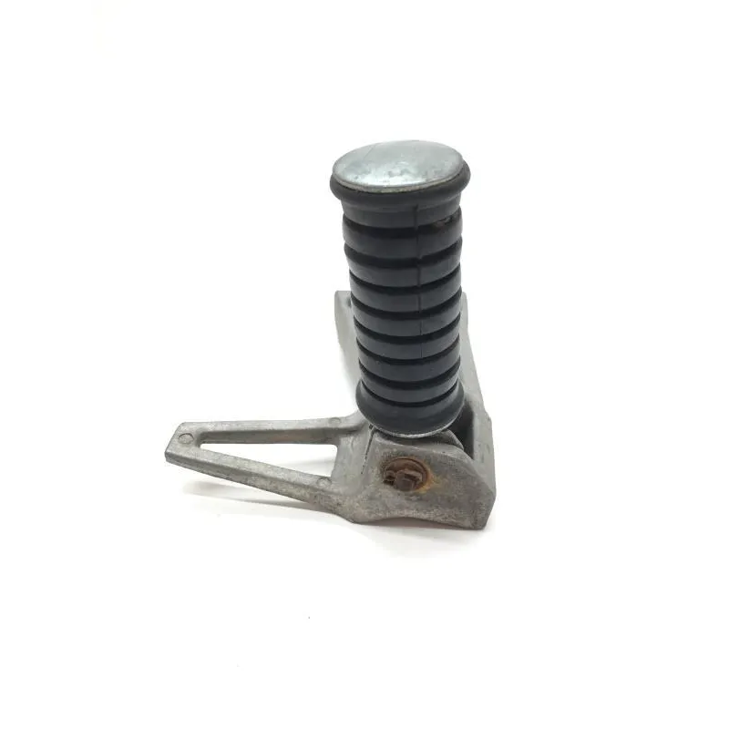 Platine et repose pieds arriere droit YAMAHA TDR 125 1989-1992