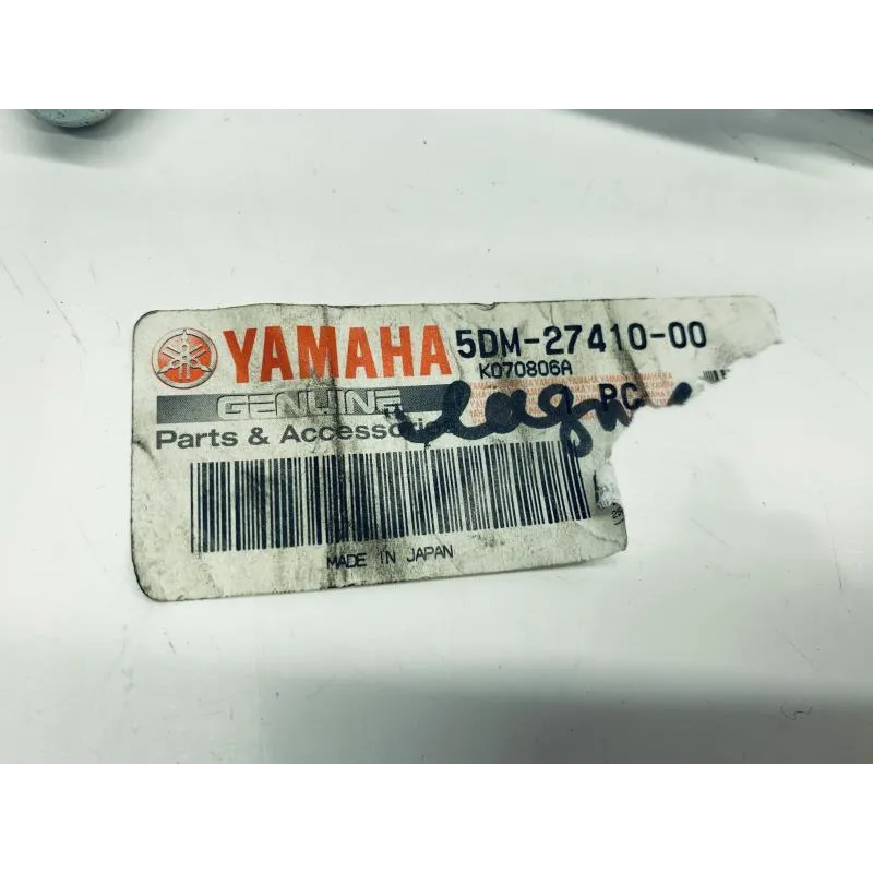 Repose pieds avant gauche YAMAHA FZS 600 2002-2003 FAZER