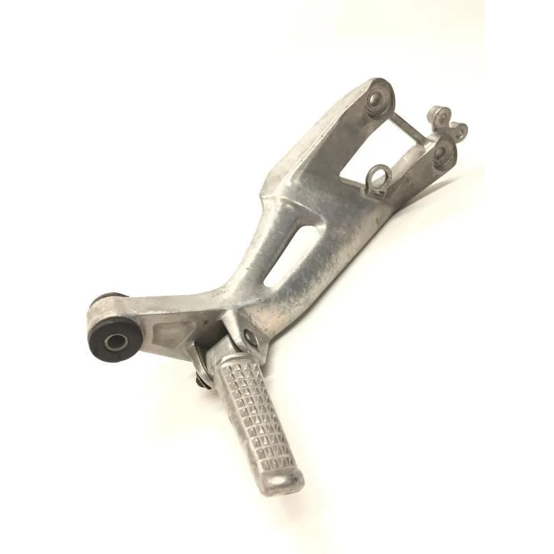 Platine et repose pieds arriere droit HONDA CBR 1100 XX 1997-2007