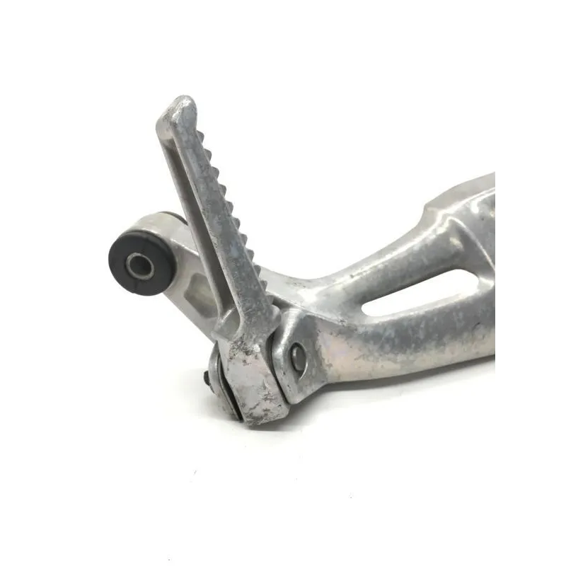 Platine et repose pieds arriere droit HONDA CBR 1100 XX 1997-2007