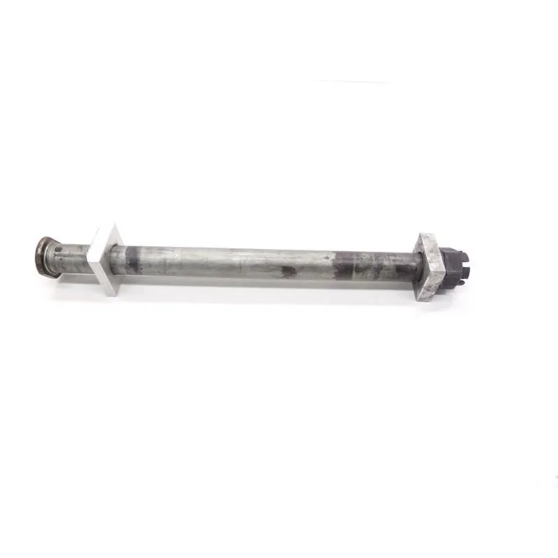 Axe de roue arriere KAWASAKI Z 1000 2003-2006