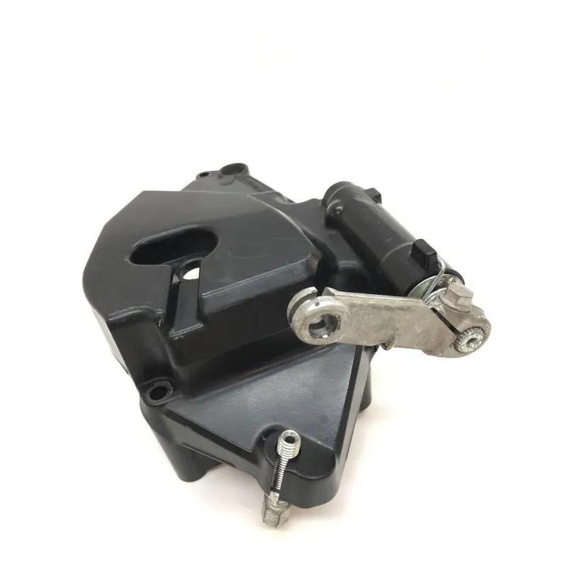 Carter pignon de sortie de boite SUZUKI GSR 600 2006-2010