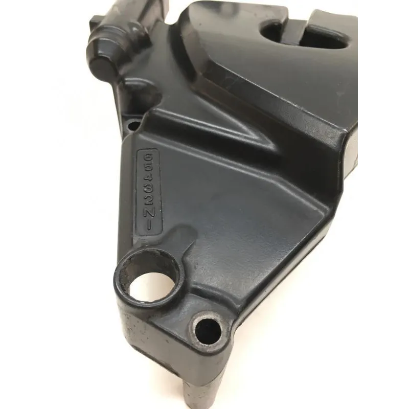 Carter pignon de sortie de boite SUZUKI GSR 600 2006-2010