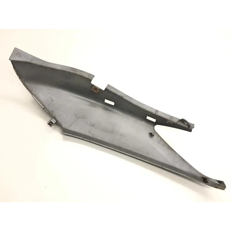 Cache carenage coque arriere droit MBK YPR 125 2006-2009 SKYCRUISER