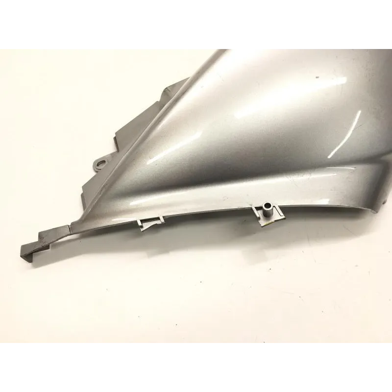 Cache carenage coque arriere gauche YAMAHA XP 500 2001-2003 TMAX