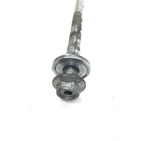 Axe de roue arriere YAMAHA TDR 125 1997-2003