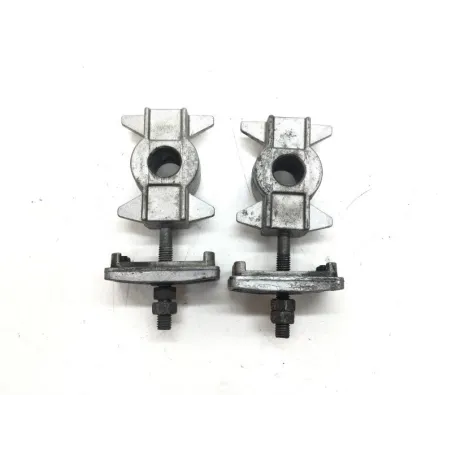 Axe de roue arriere YAMAHA TDR 125 1997-2003
