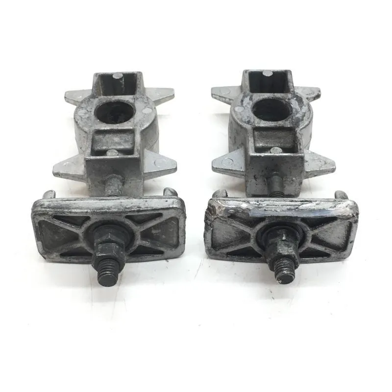 Axe de roue arriere YAMAHA TDR 125 1997-2003