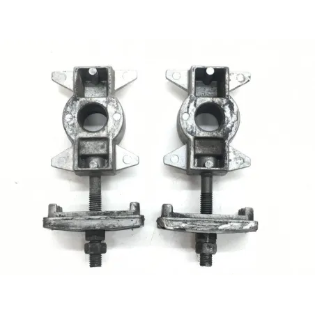 Axe de roue arriere YAMAHA TDR 125 1997-2003