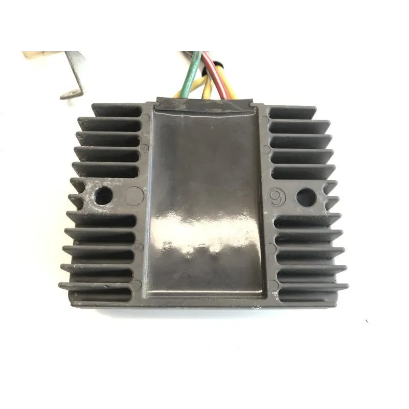 Regulateur charge batterie PIAGGIO MP3 300 2011-2014 LT IE SPORT