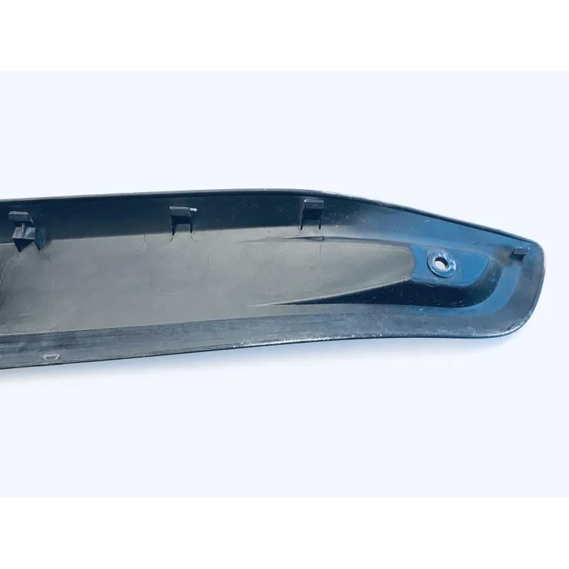 Cache carenage sous selle gauche YAMAHA YPR 125 2010-2013 XMAX ABS