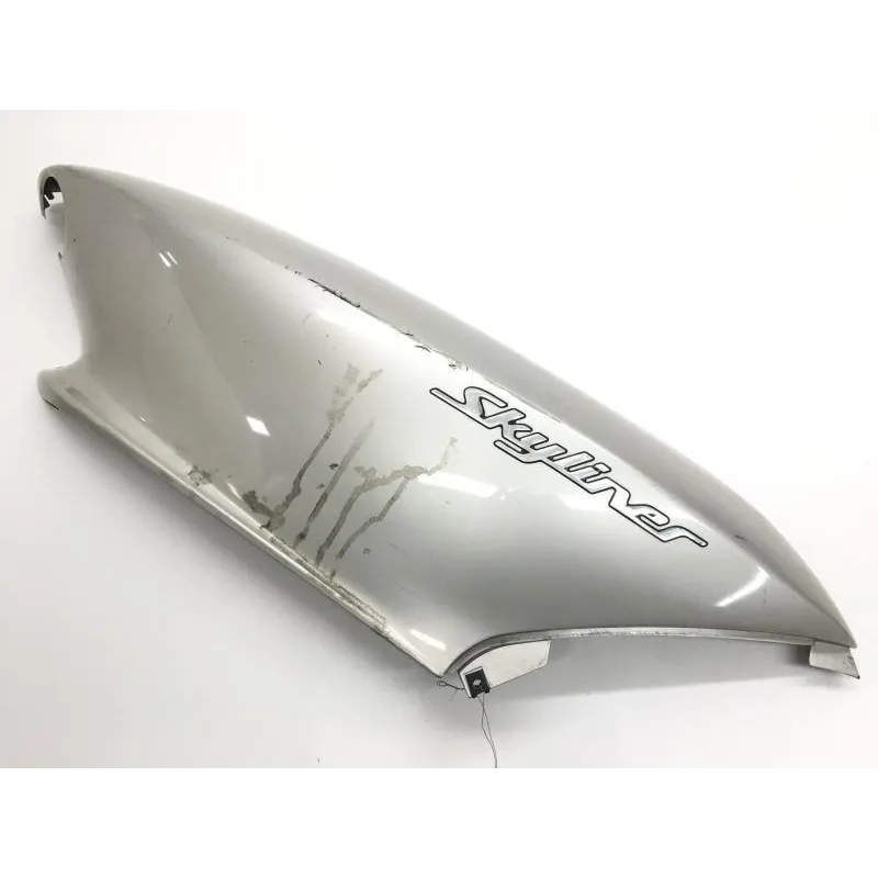 Cache carenage coque arriere droit MBK YP 125 2001-2002 MAJESTY