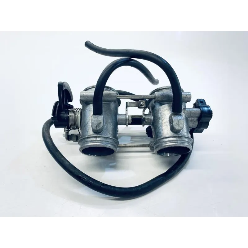 Rampe d'injection BMW F 800 ST 2006-2012