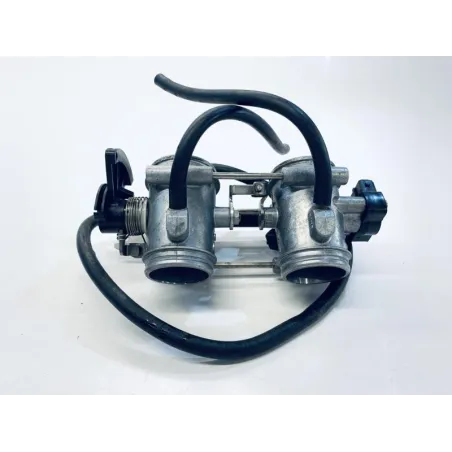 Rampe d'injection BMW F 800 ST 2006-2012
