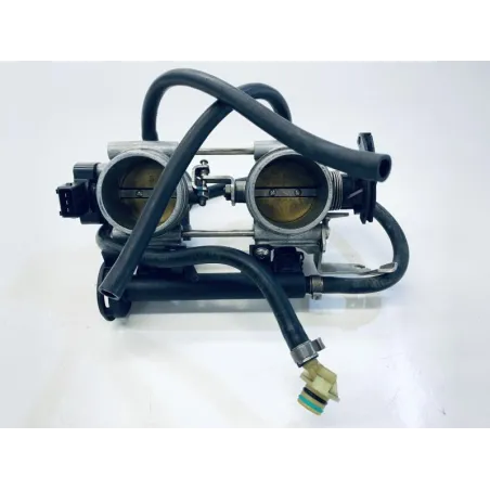Rampe d'injection BMW F 800 ST 2006-2012