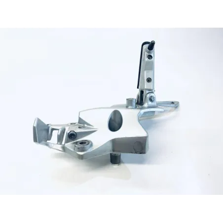 Platine arriere gauche BMW F 800 ST 2006-2012