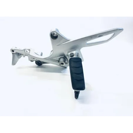Platine arriere gauche BMW F 800 ST 2006-2012