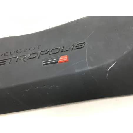 Cache carenage coque arriere droit PEUGEOT METROPOLIS 400 2017-2020