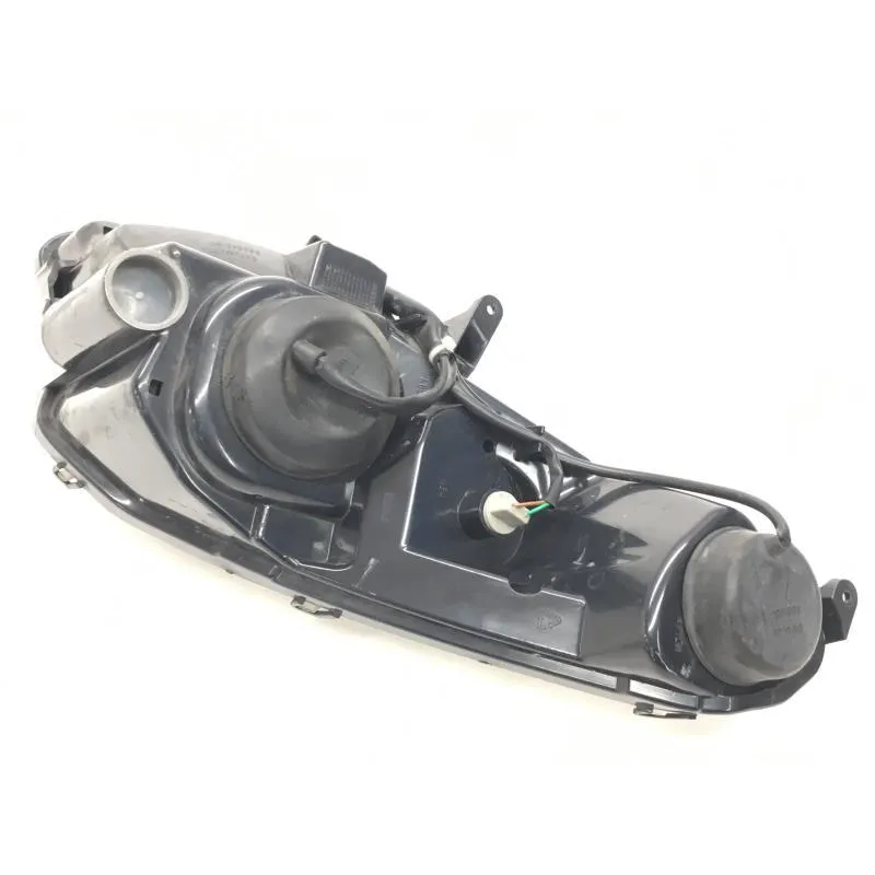 Optique avant droit (feux)(phare) PEUGEOT SATELIS 125 2006-2008