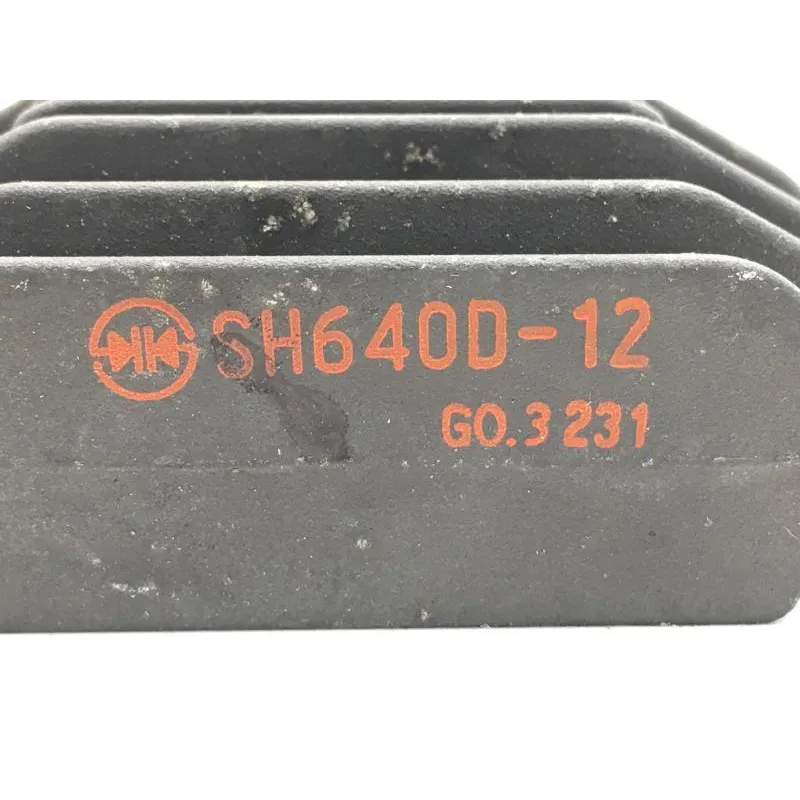 Regulateur charge batterie MBK YPR 125 2010-2013 SKYCRUISER