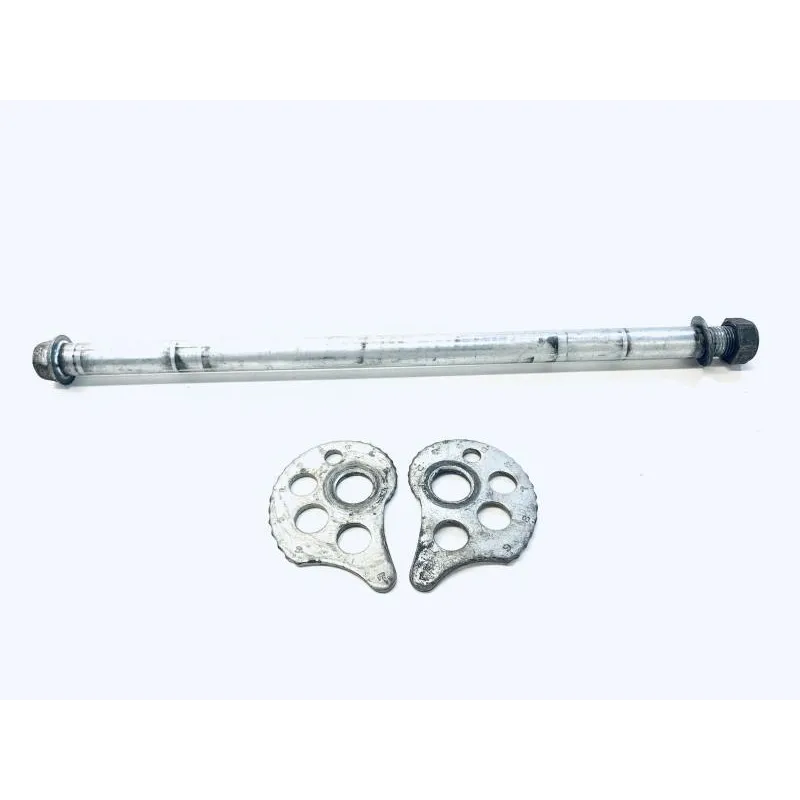 Axe de roue arriere YAMAHA TW 125 2002-2006