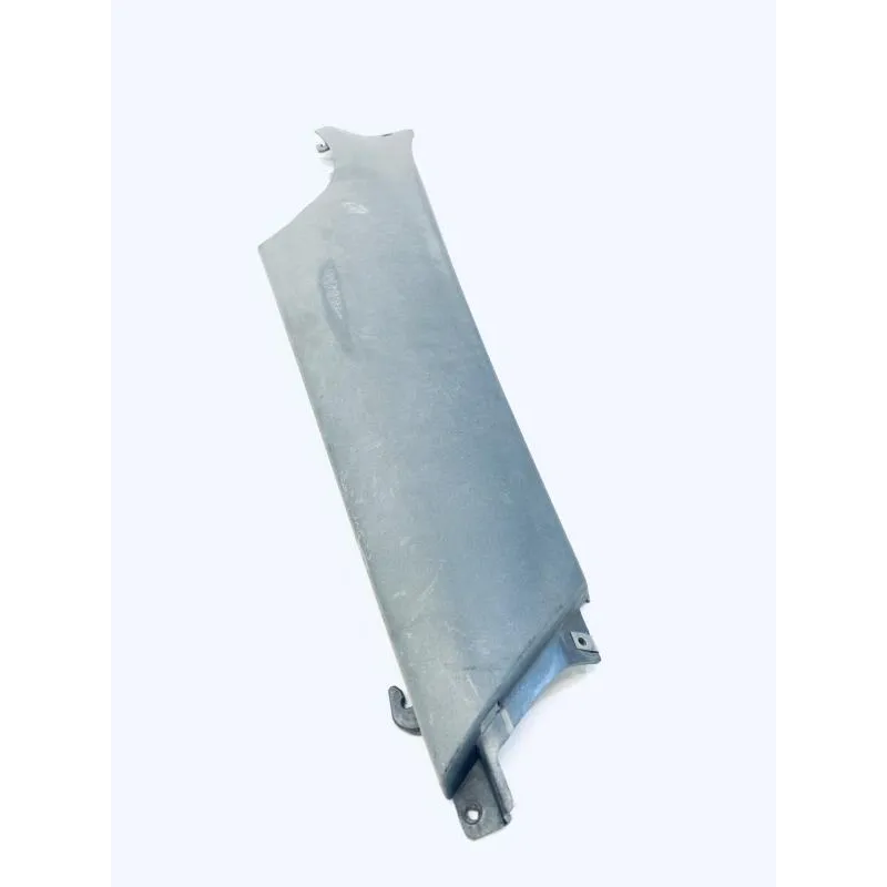 Cache carenage coque arriere droit PIAGGIO X9 125 2001-2002
