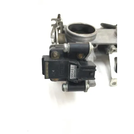 Rampe d'injection TRIUMPH SPEED TRIPLE 1050 2005-2007