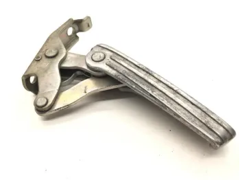 Repose pieds arriere droit PIAGGIO VESPA GTS 125 2007-2012