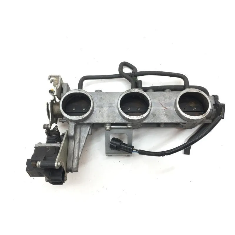 Rampe d'injection TRIUMPH SPEED TRIPLE 1050 2005-2007