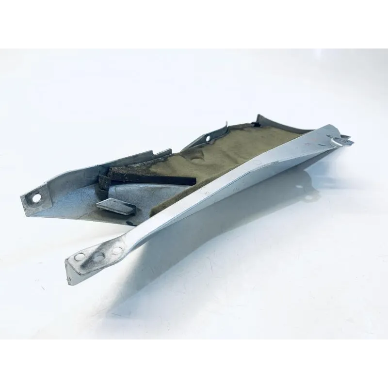 Cache carenage sous selle droit YAMAHA FJR 1300 2001-2002