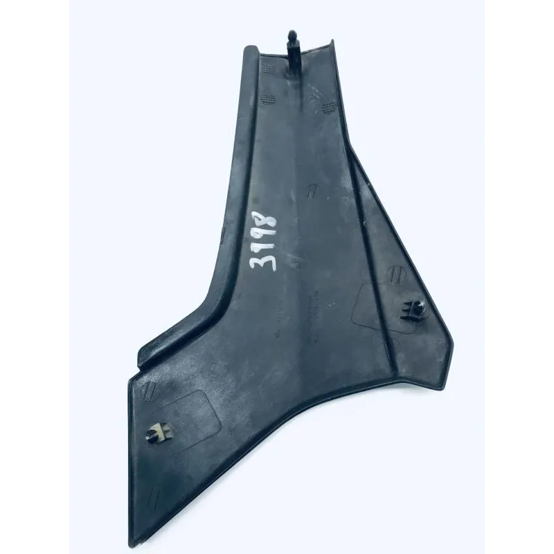 Cache carenage sous selle droit HONDA VF 400 F 1983-1984