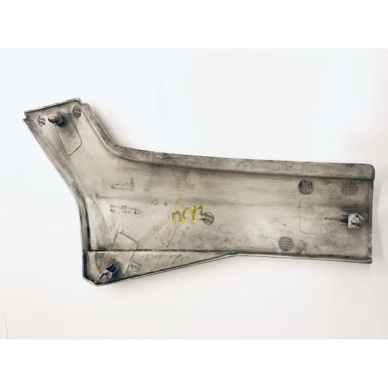 Cache carenage sous selle droit HONDA VF 500 F 1984-1985