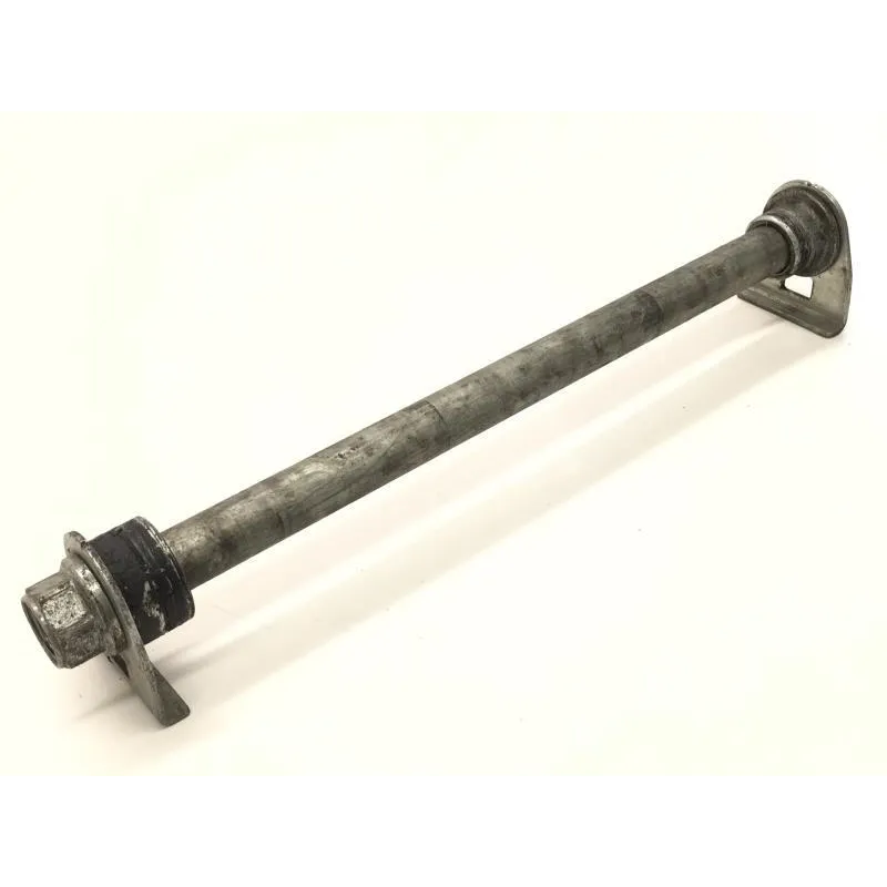 Axe de roue arriere SUZUKI GSF 600 2000-2004 BANDIT S
