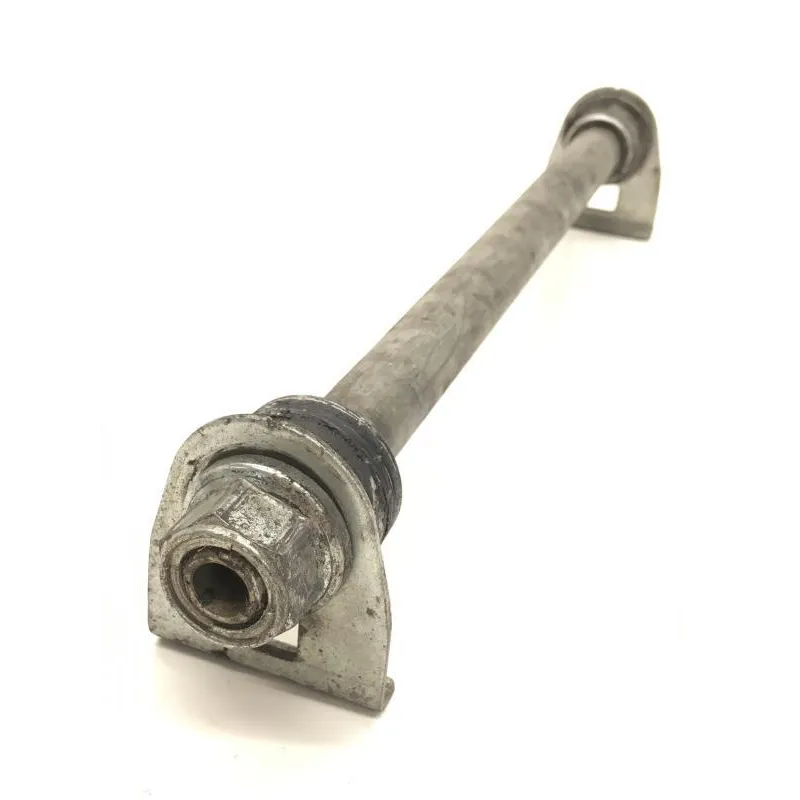 Axe de roue arriere SUZUKI GSF 600 2000-2004 BANDIT S