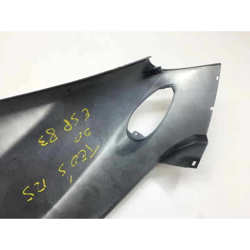 Cache carenage coque arriere gauche YAMAHA XN 125 2000-2005 TEO'S