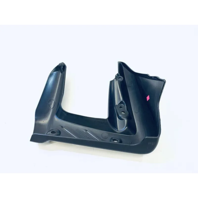 Cache carenage ecope gauche TRIUMPH STREET TRIPLE 675 2007-2012