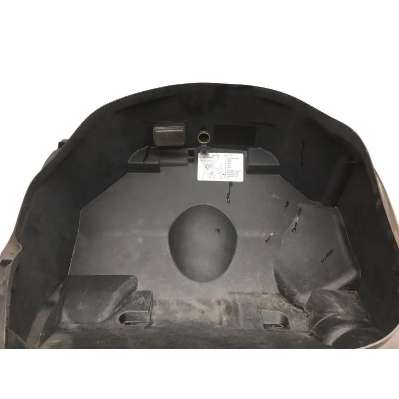 Coffre sous selle SUZUKI UH 125 2002-2006 BURGMAN
