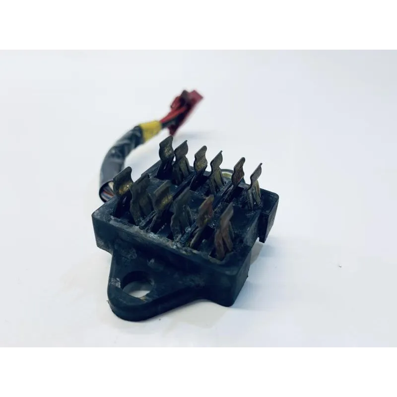 Boite a fusibles HONDA CB 250 RS 1980-1984